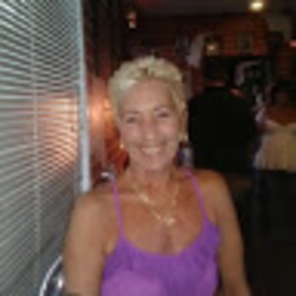 Meet your Posher, Isabel